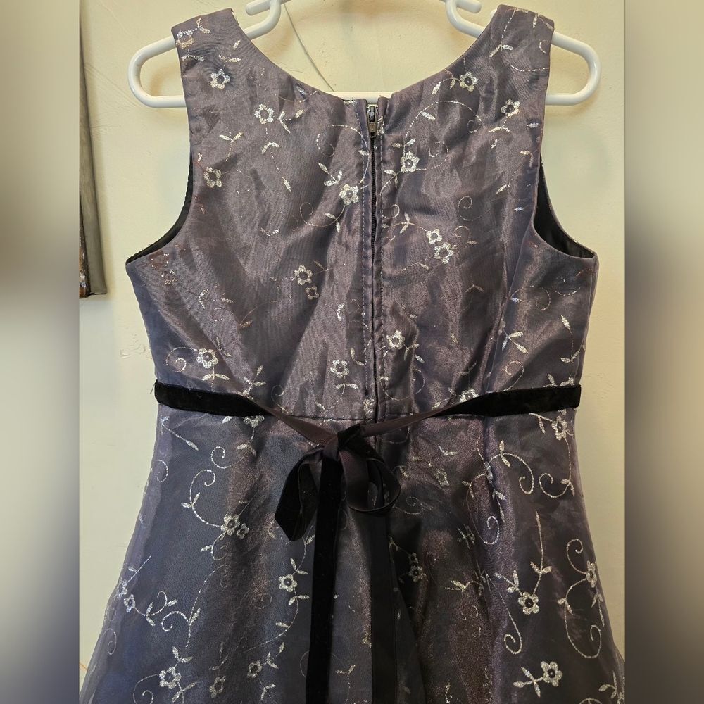 🧡 Zoey Floral Kids Dress - Black Velvet and Silver Kids 6 - Picture 5 of 6